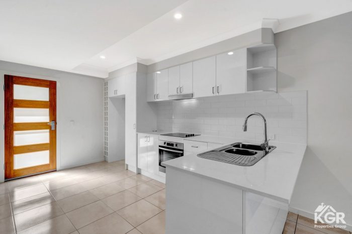 3/22 Tudor St Mount Gravatt QLD 4122 Australia