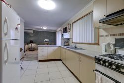 476 Urana Rd Lavington NSW 2641 Australia