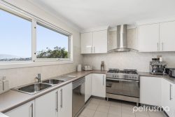 Unit 2/12 View St Bellerive TAS 7018 Australia
