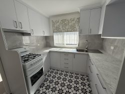 19 Waratah Cres West Albury NSW 2640 Australia