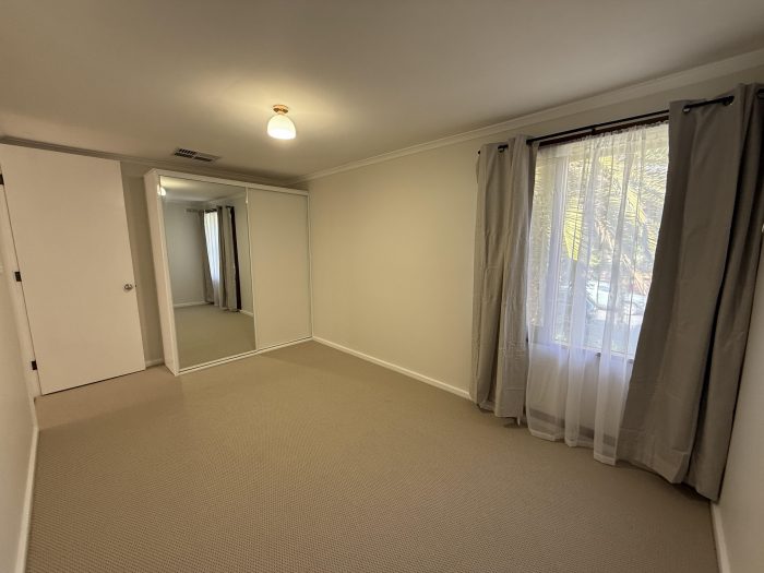 19 Waratah Cres West Albury NSW 2640 Australia