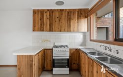 Unit 2/23-25 William St Ringwood VIC 3134 Australia
