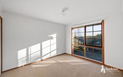 Unit 2/23-25 William St Ringwood VIC 3134 Australia