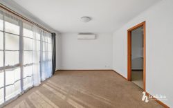 Unit 2/23-25 William St Ringwood VIC 3134 Australia