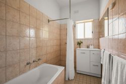 2A Donald Ave West Croydon SA 5008, Australia