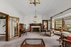 73 Alfred St Kew VIC 3101, Australia