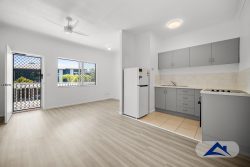 Unit 12/71 Alfred St Manunda QLD 4870, Australia
