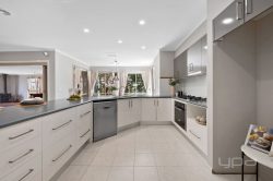 5 Archer Dr Kurunjang VIC 3337, Australia