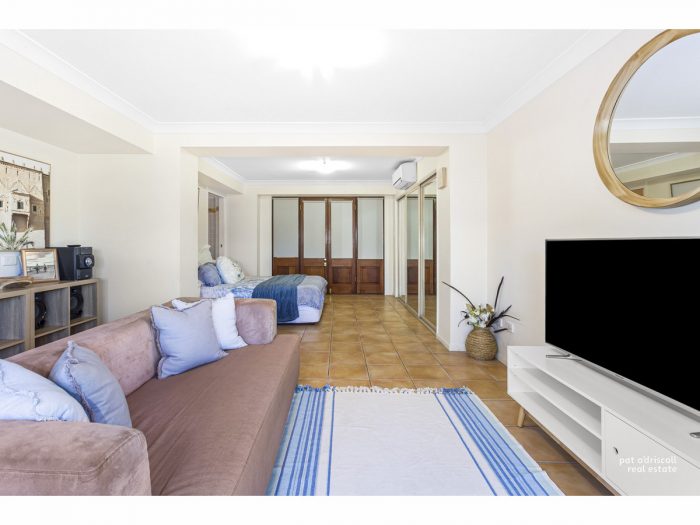 12 MacGregor St The Range QLD 4700, Australia