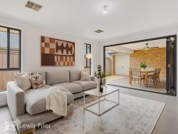 6 Benacre Close Happy Valley SA 5159, Australia
