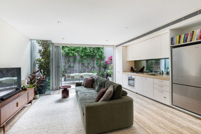 Unit 3/208 Bridge Rd Glebe NSW 2037 Australia