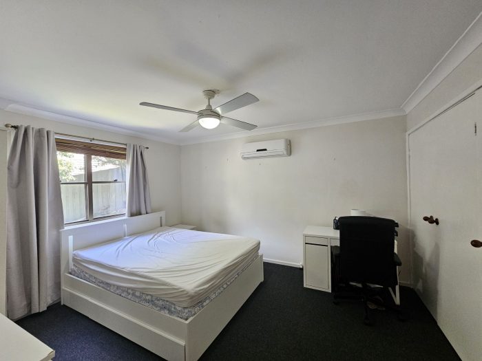 Unit 2/13 Carl Ln Muswellbrook NSW 2333, Australia