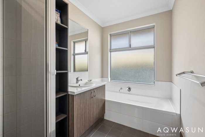 31 Marlin Way Singleton WA 6175, Australia