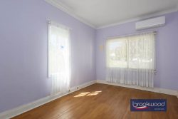 69 Hovea Cres Wundowie WA 6560 Australia