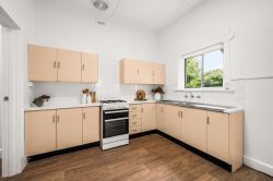 6 Craddock Street Broadview SA 5083, Australia