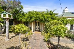 21 Lewis St North Hobart TAS 7000, Australia
