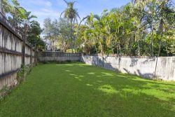 27 Stuart St Manly NSW 2095, Australia