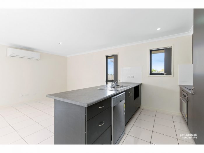 6 Georgia Dr Parkhurst QLD 4702, Australia