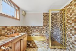 59 Leura St Rosny TAS 7018, Australia
