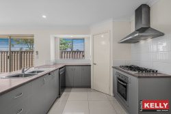 6 Grant St Embleton WA 6062 Australia