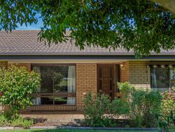 274 Gray St Hamilton VIC 3300, Australia