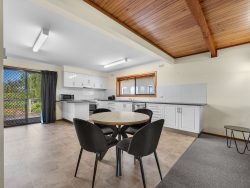 274 Gray St Hamilton VIC 3300, Australia