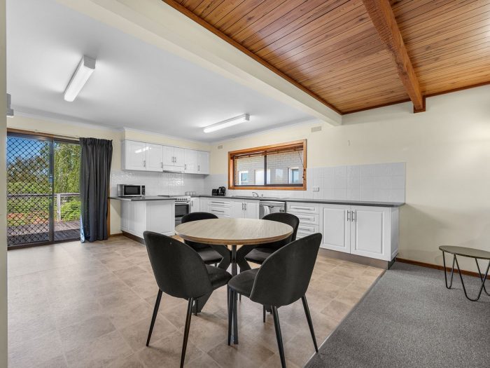 274 Gray St Hamilton VIC 3300, Australia