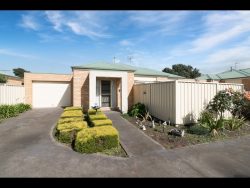 Unit 2/29 Hawdon St Broadford VIC 3658, Australia