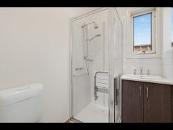 Unit 2/29 Hawdon St Broadford VIC 3658, Australia