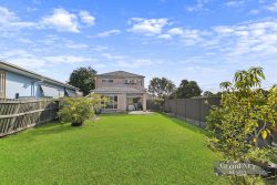 2 Heathwood St Taigum QLD 4018, Australia