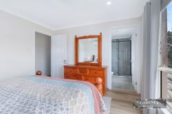 2 Heathwood St Taigum QLD 4018, Australia