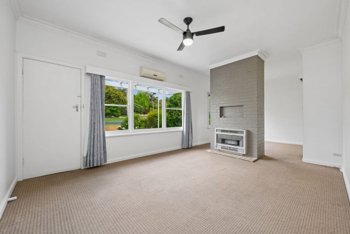 15 Hewitt Ave Kennington VIC 3550, Australia