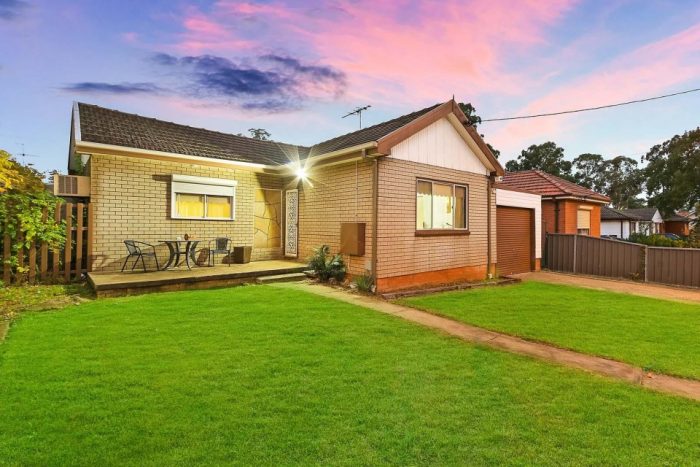 85 Hill End Rd Doonside NSW 2767, Australia