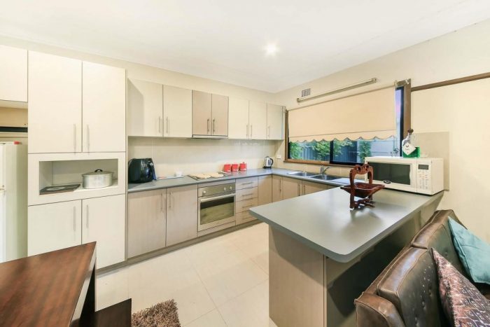 85 Hill End Rd Doonside NSW 2767, Australia