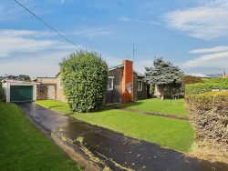36 Lindsay St Dennington VIC 3280, Australia
