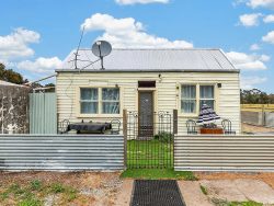 12 McArthur St Darlington VIC 3271, Australia