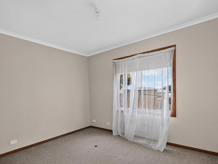 135 Rooneys Rd Dennington VIC 3280, Australia