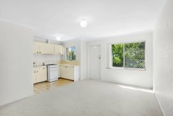 Unit 7/59 Tenth Ave Inglewood WA 6052, Australia