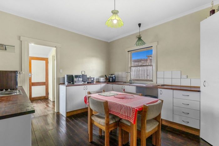 55 Stanley St Oatlands TAS 7120, Australia