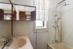 45 King St Woody Point QLD 4019, Australia