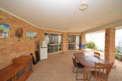 41 Lord Hobart Dr Madora Bay WA 6210, Australia