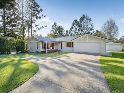 18 Pinegold Pl Nunderi NSW 2484, Australia