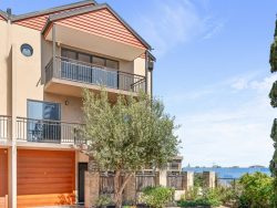 Unit 7/7 Bellion Dr Hamilton Hill WA 6163, Australia