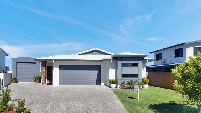 22 Reef Parade East Mackay QLD 4740, Australia
