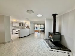 27 Maple Avenue Moree NSW 2400, Australia