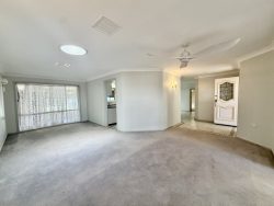 27 Maple Avenue Moree NSW 2400, Australia