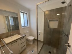 6 Michaelis Court Thurgoona NSW 2640, Australia