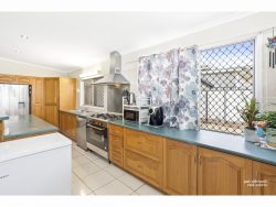 178 Earl Street Berserker Qld 4701, Australia