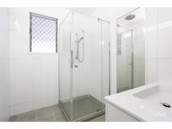 178 Earl Street Berserker Qld 4701, Australia