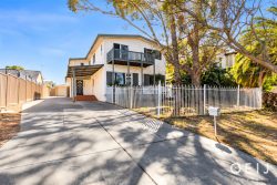 52 Regent Ave Mount Pleasant WA 6153, Australia